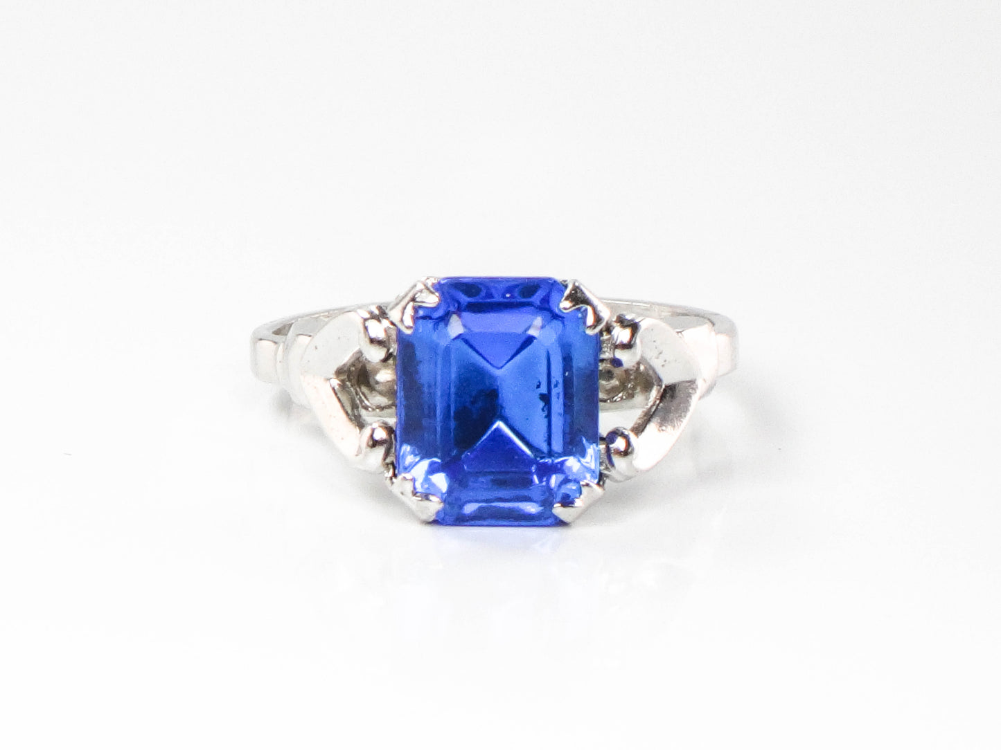 Vintage Silver Tone Blue Stone Ring, Costume Ring, Imitation Sapphire Ring, Uncas Manufacturing Co Adjustable Size Ring