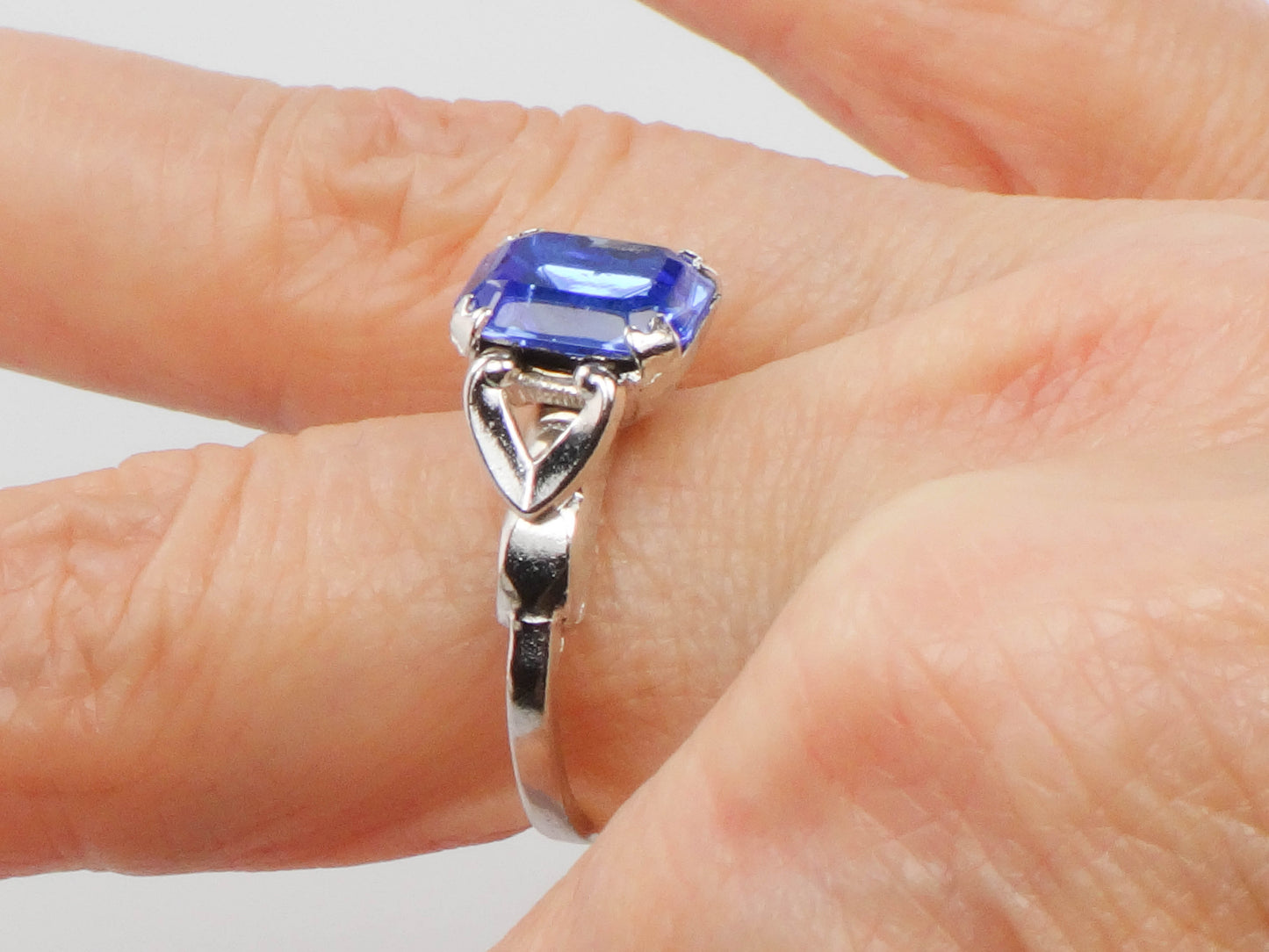 Vintage Silver Tone Blue Stone Ring, Costume Ring, Imitation Sapphire Ring, Uncas Manufacturing Co Adjustable Size Ring