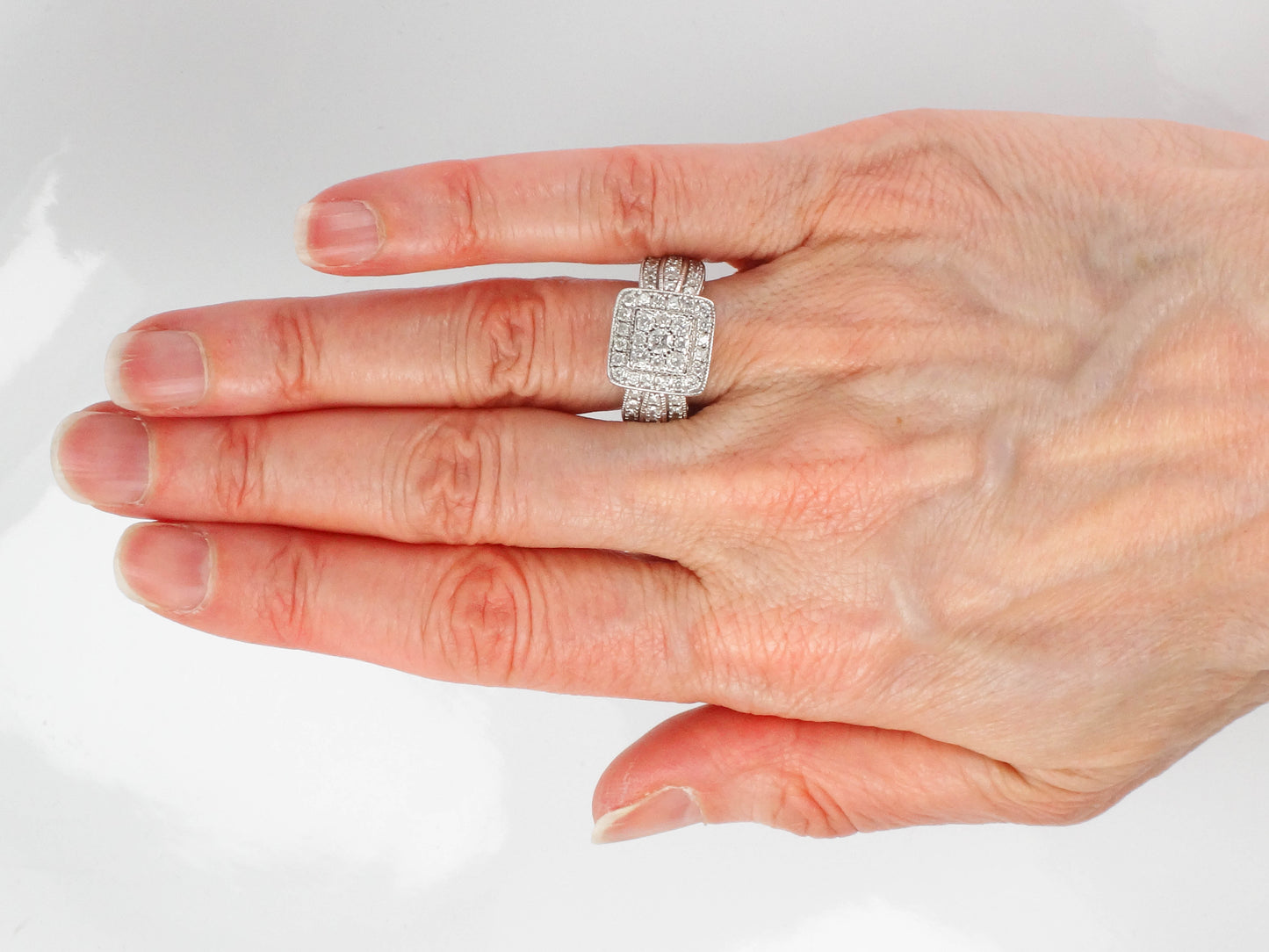 10k White Gold Natural Diamond Cluster Engagement Ring Approximately 1 Carat TDW