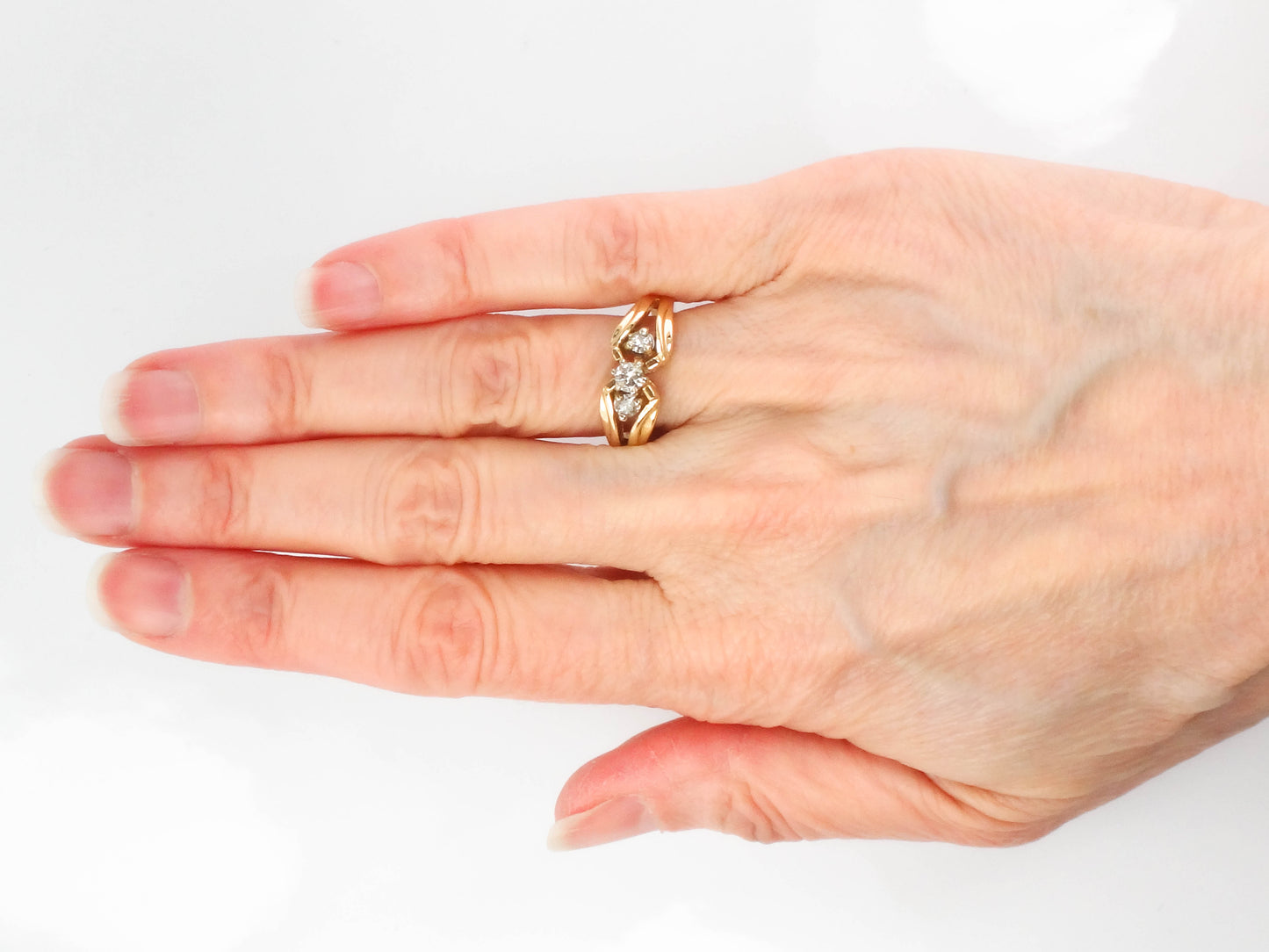 Vintage 14k Yellow Gold Three Natural Round Diamonds Engagement Ring or Everyday Ring