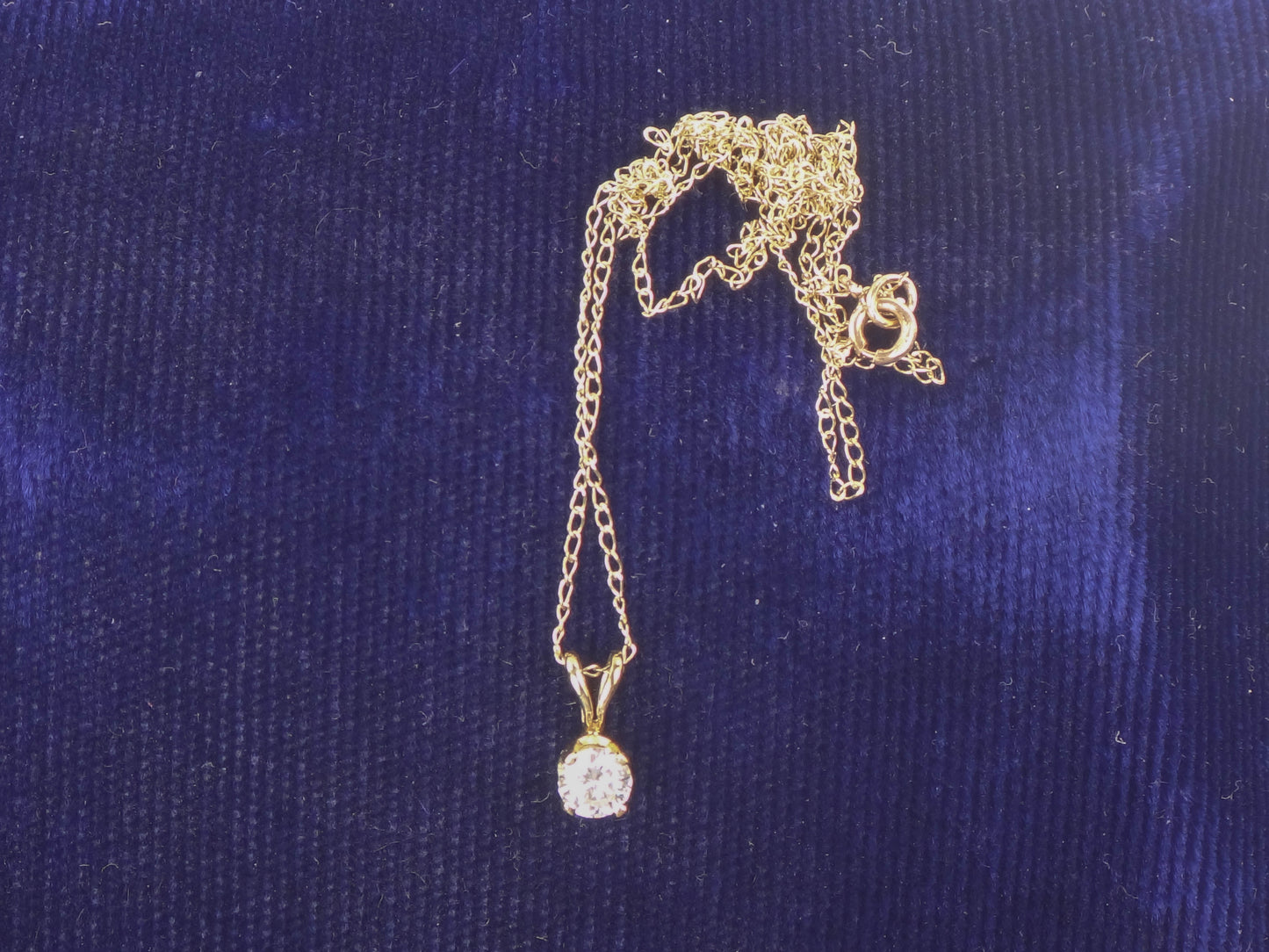 Vintage 14k Yellow Gold Round Natural Diamond Pendant Necklace, Approximately .25 CTS, 17.5"