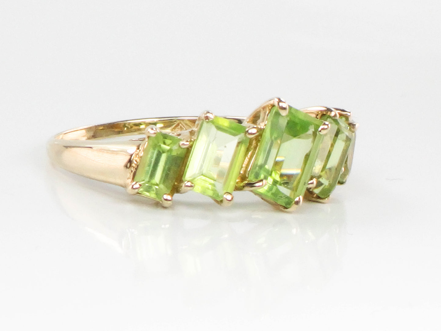 Vintage 10k Yellow Gold Rectangle Cut Peridot Ring, August Birthstone Band, Size 9.5