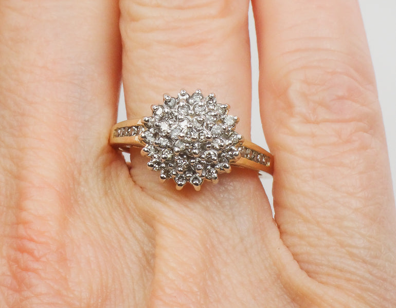 Vintage 10k Two Tone Gold Natural Diamond Round Cluster Ring, Engagement Ring, Size 6.75