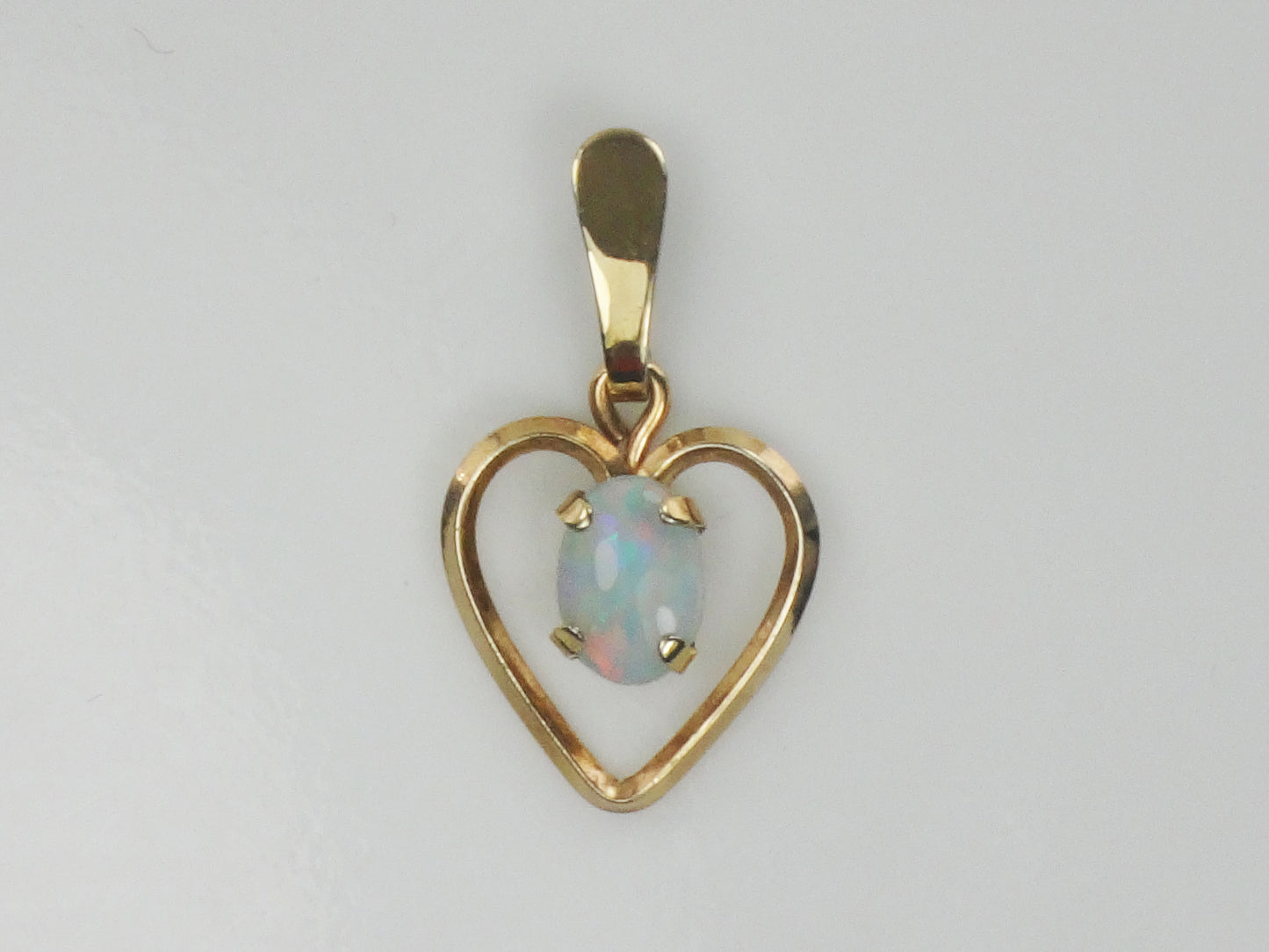 Vintage Gold Tone Natural Opal Heart Pendant - October Birthstone