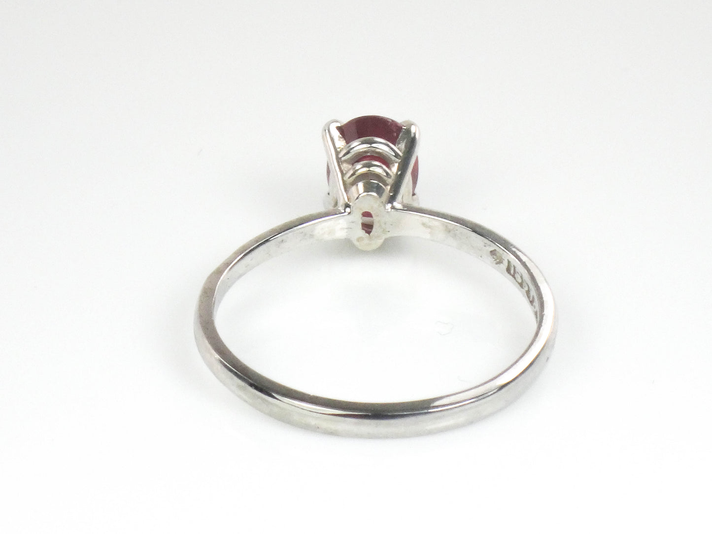 Estate 18k White Gold Oval Cut Ruby Solitaire Ring, Approx. 1.5 Carat Ruby Engagement Ring Size 9