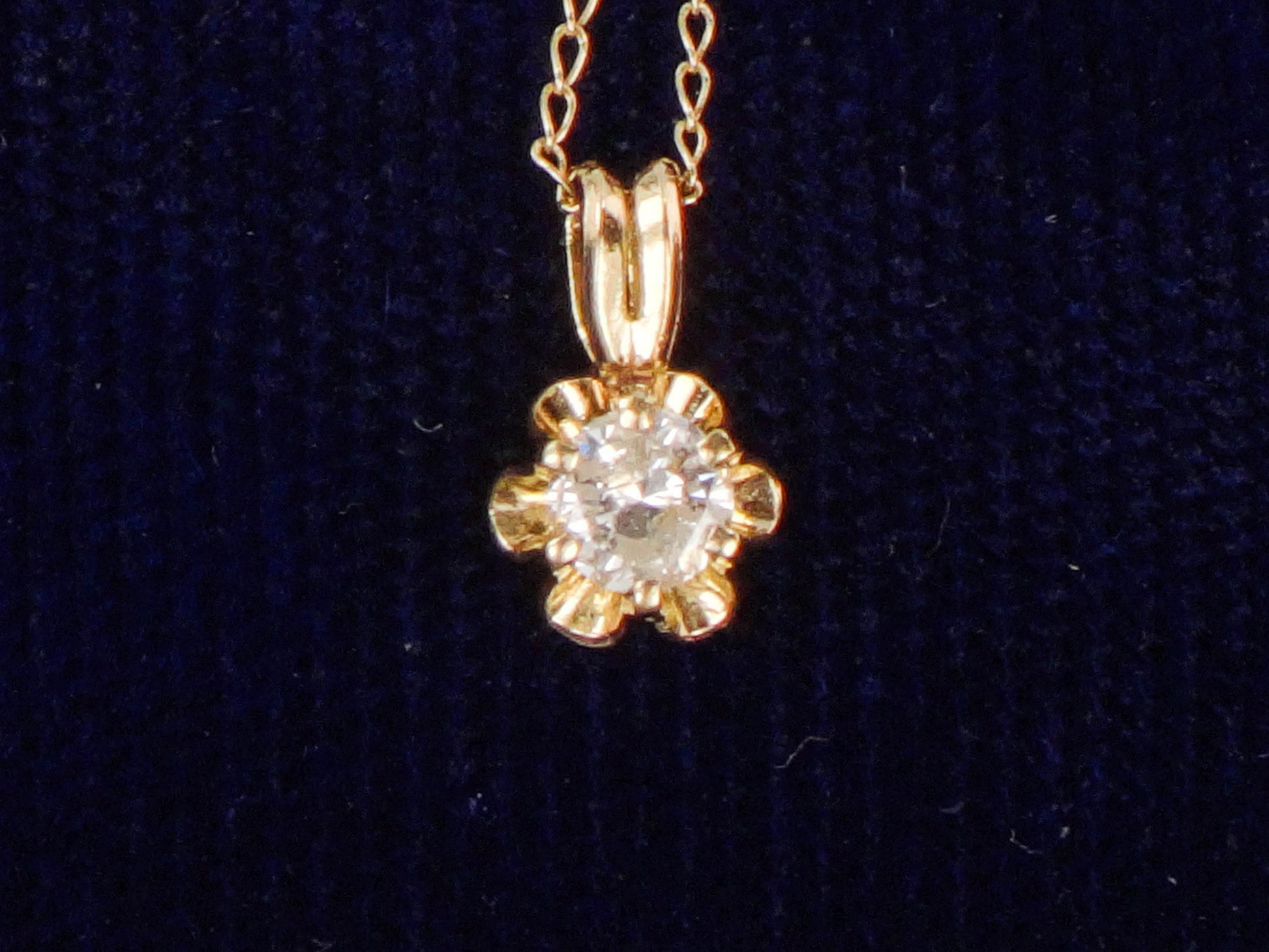 Vintage 14k Gold Round Natural Diamond Pendant Necklace, Minimalist Necklace 20"