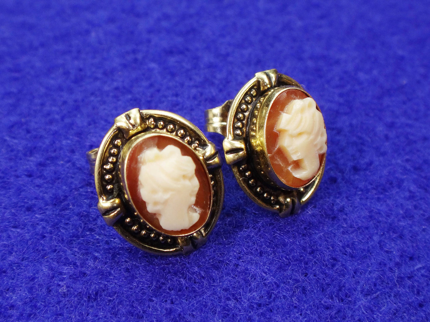 14k Gold Cameo Earrings with Post Backs - Small Studs - Vintage Fine Jewelry