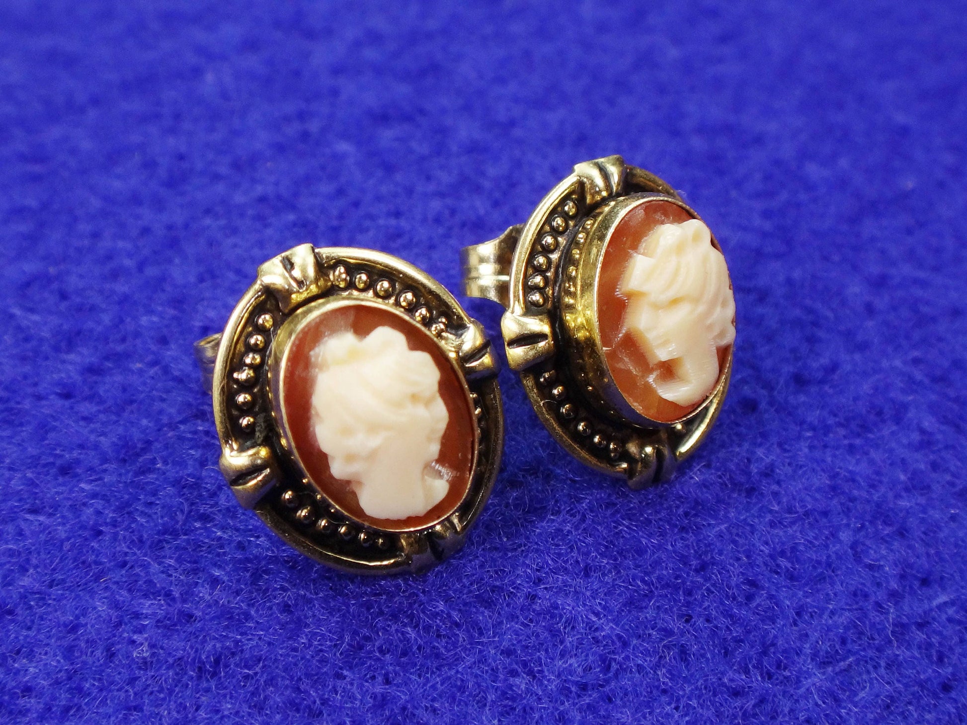 14k Gold Cameo Earrings with Post Backs - Small Studs - Vintage Fine Jewelry