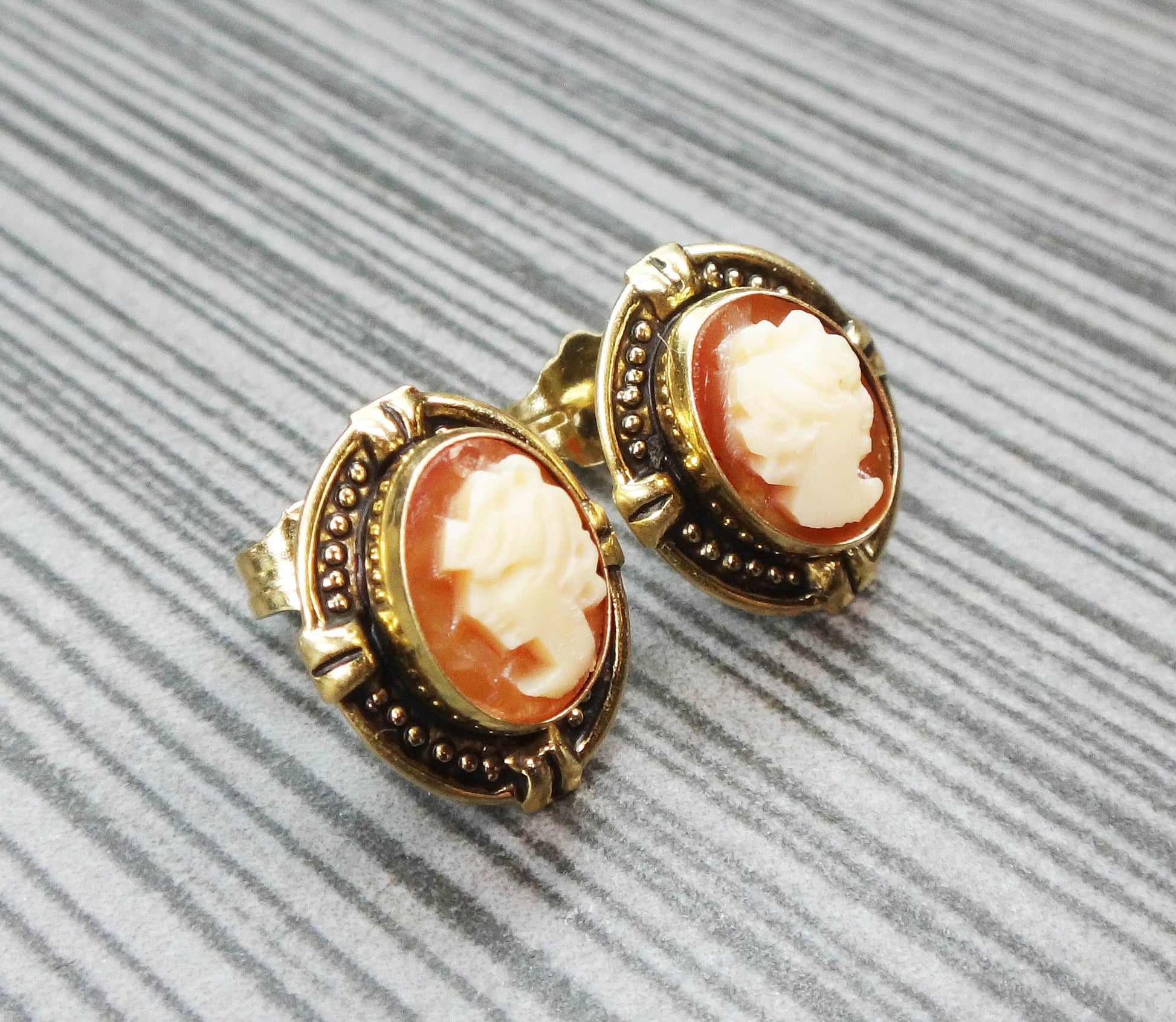 14k Gold Cameo Earrings with Post Backs - Small Studs - Vintage Fine Jewelry