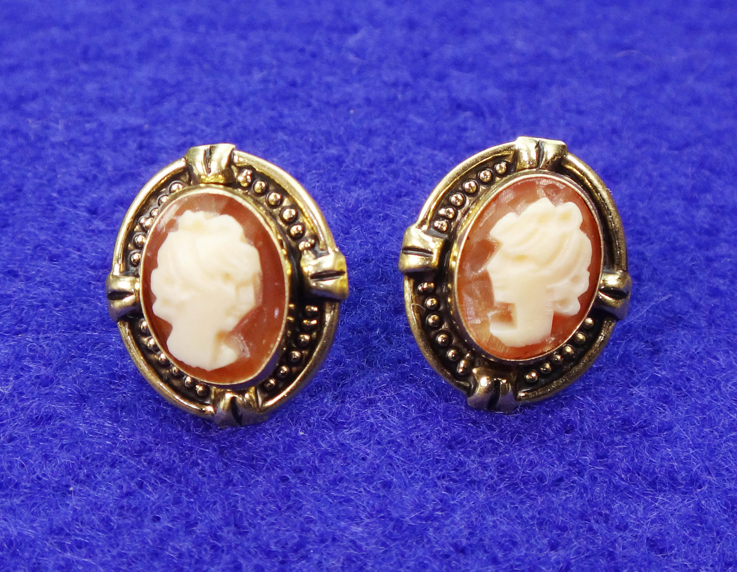 14k Gold Cameo Earrings with Post Backs - Small Studs - Vintage Fine Jewelry