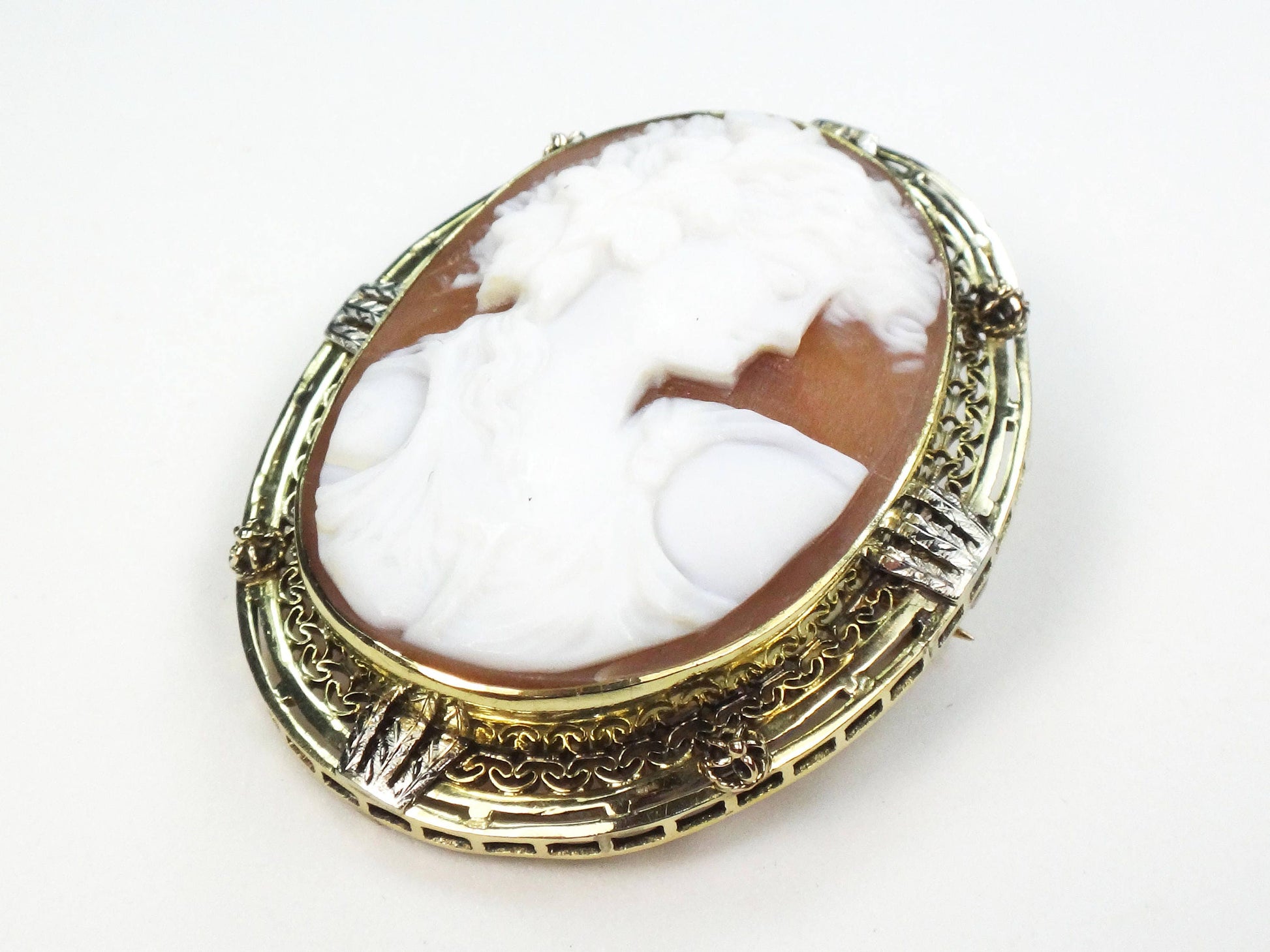 Vintage Art Deco 10k Gold Cameo Pendant Pin: Goddess with Grape Leaves