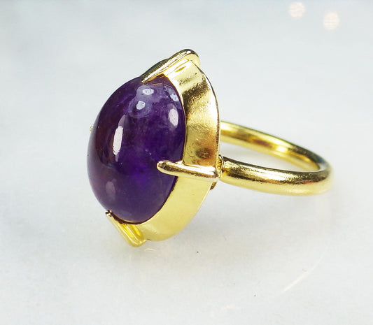 Vintage 14k Yellow Gold Amethyst Bishop Ring - Metropolitan Museum MMA