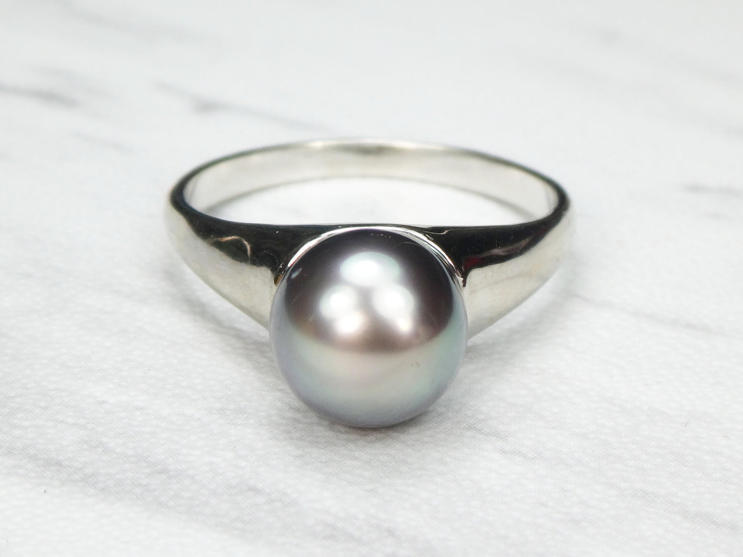 Vintage 14k Gold Black Tahitian Pearl Ring 14k White Gold 8.5 MM Cultured Pearl Ring Modernist Style Size 7