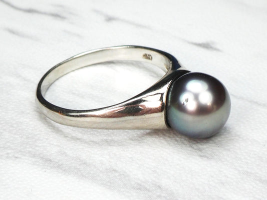 Vintage 14k White Gold Black Tahitian Pearl Ring - Modernist Style, Size 7, 8.5 MM