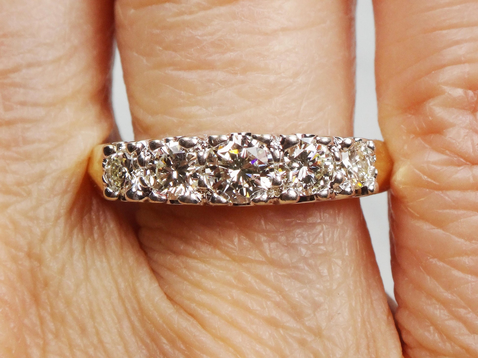 Vintage 14k Gold Natural Diamond Wedding Ring Five Diamond Band Approx .75 CTS TDW