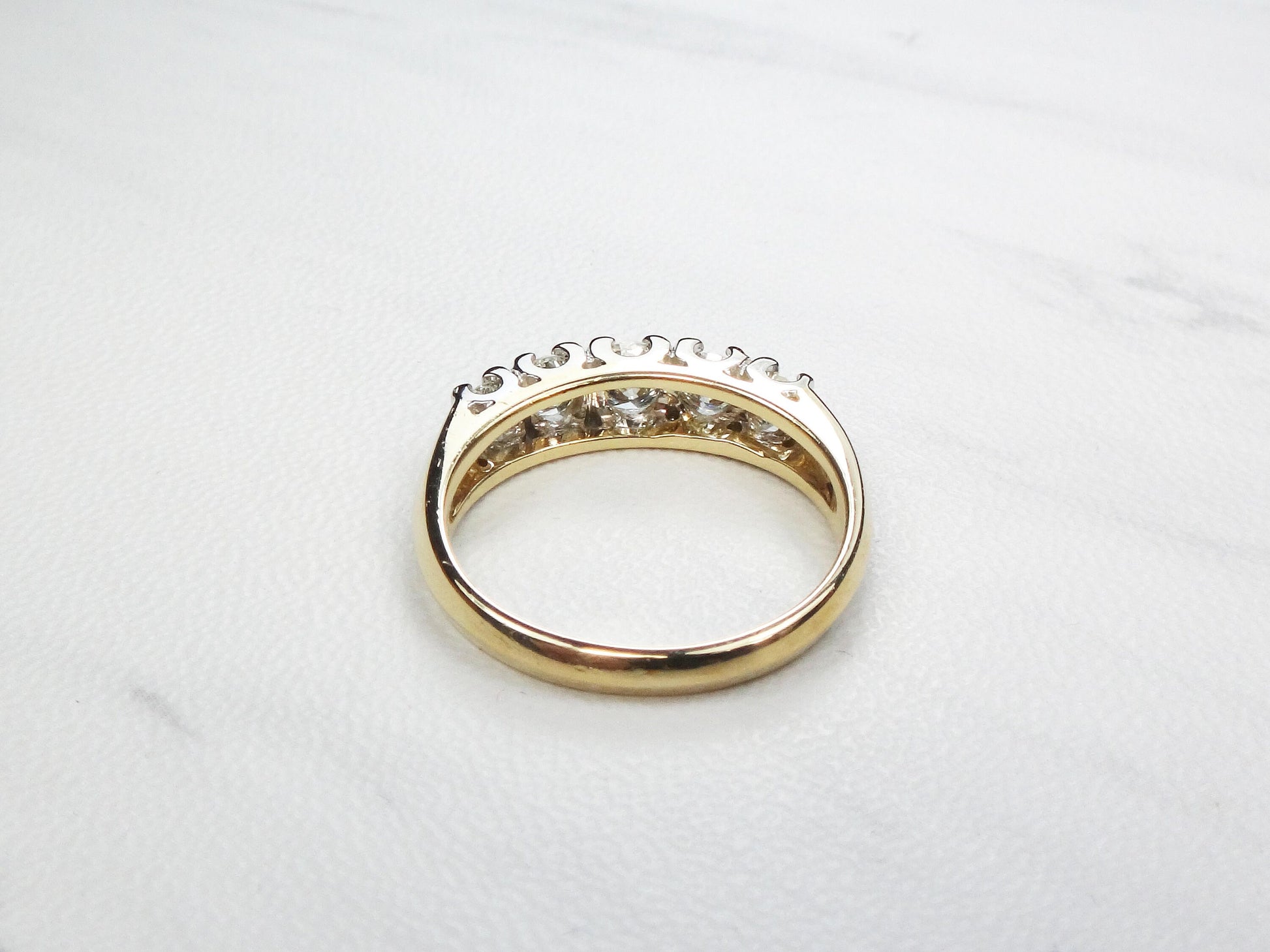 Vintage 14k Gold Natural Diamond Wedding Ring Five Diamond Band Approx .75 CTS TDW