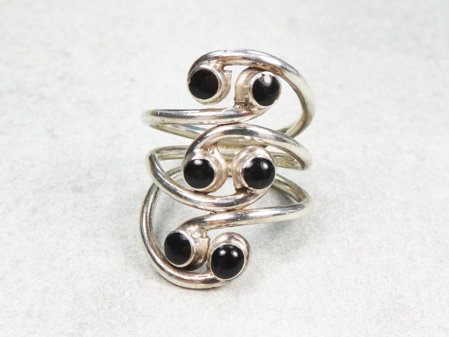 Vintage Sterling Silver Black Enamel Ring - Twisted Boho Style - Size 7