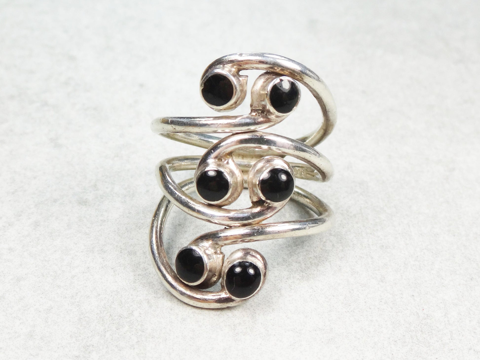 Vintage Sterling Silver Black Enamel Ring - Twisted Boho Style - Size 7