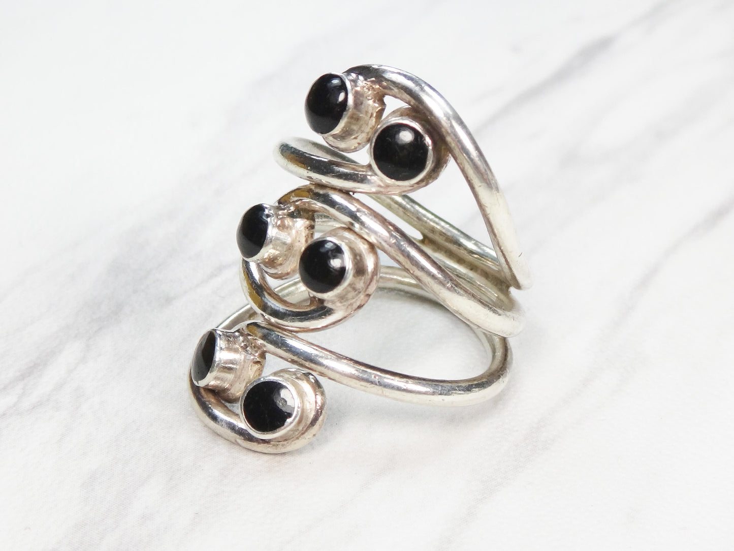 Vintage Sterling Silver Black Enamel Ring - Twisted Boho Style - Size 7