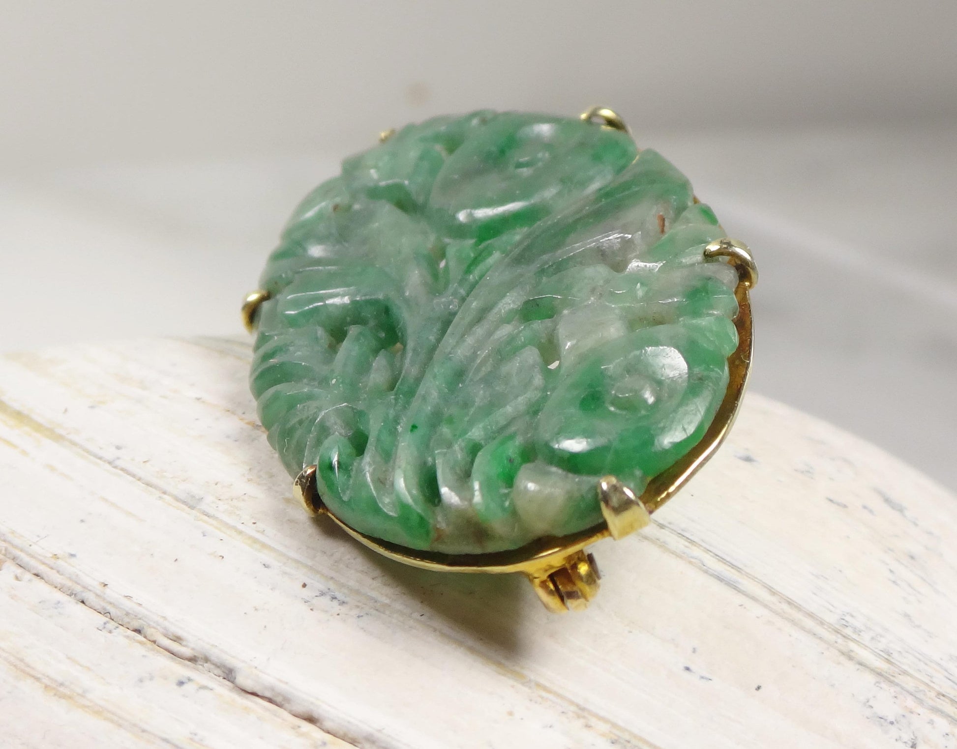 Antique 14k Gold Carved Jade Floral Pin Brooch