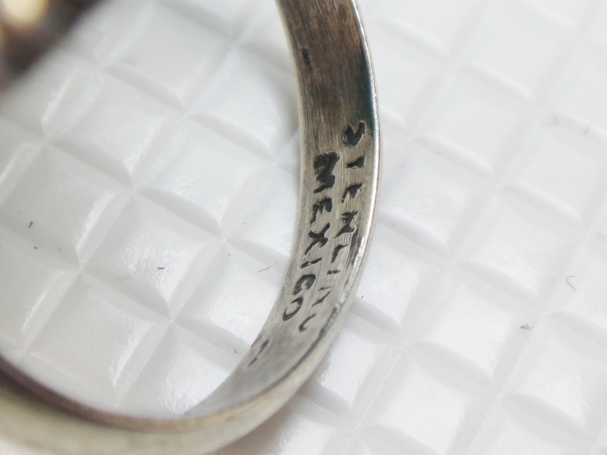 Vintage Sterling Silver Green Glass Ring - Mexico Size 7