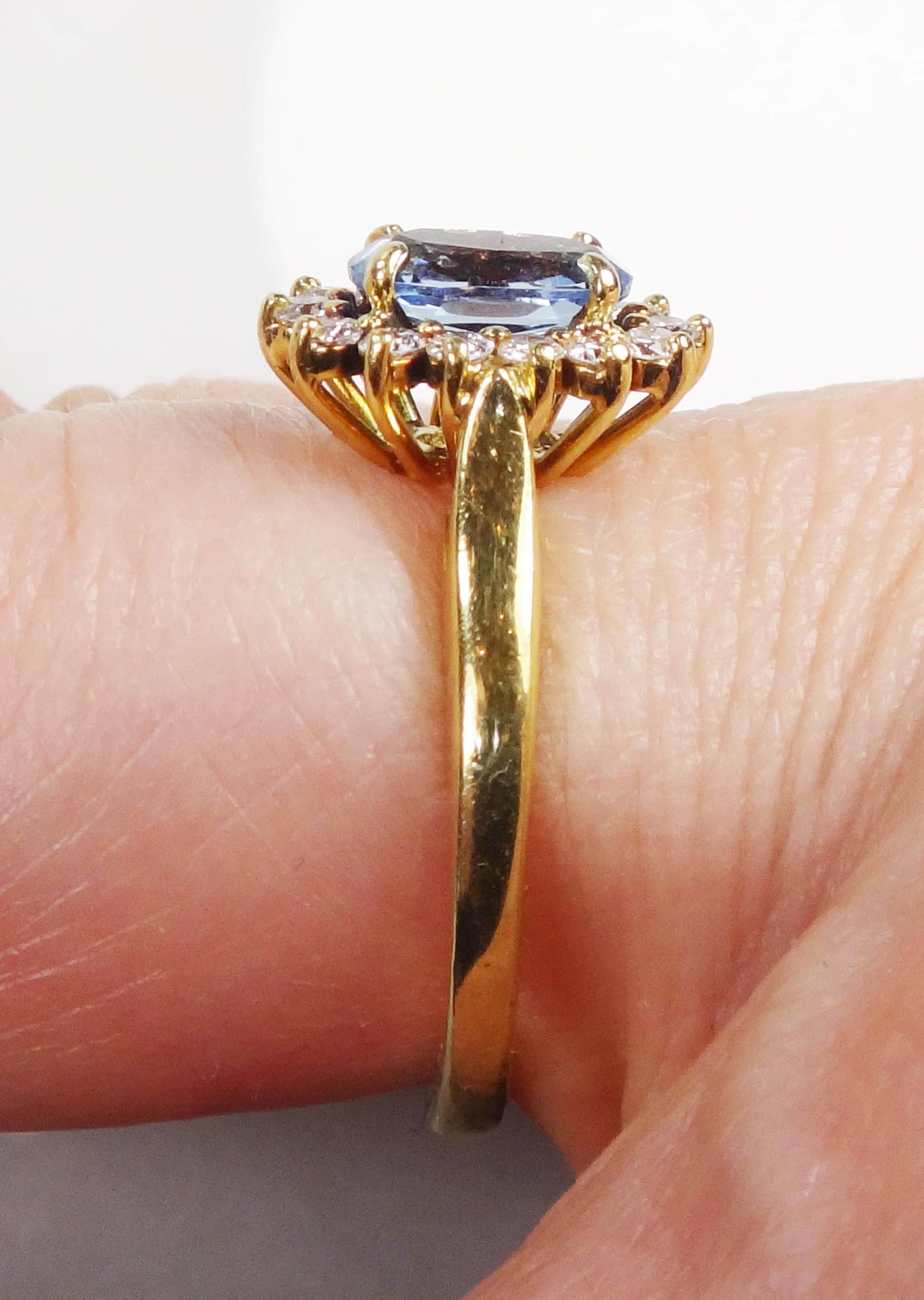 Vintage 18k Yellow Gold Aquamarine Diamond Halo Ring - Size 6