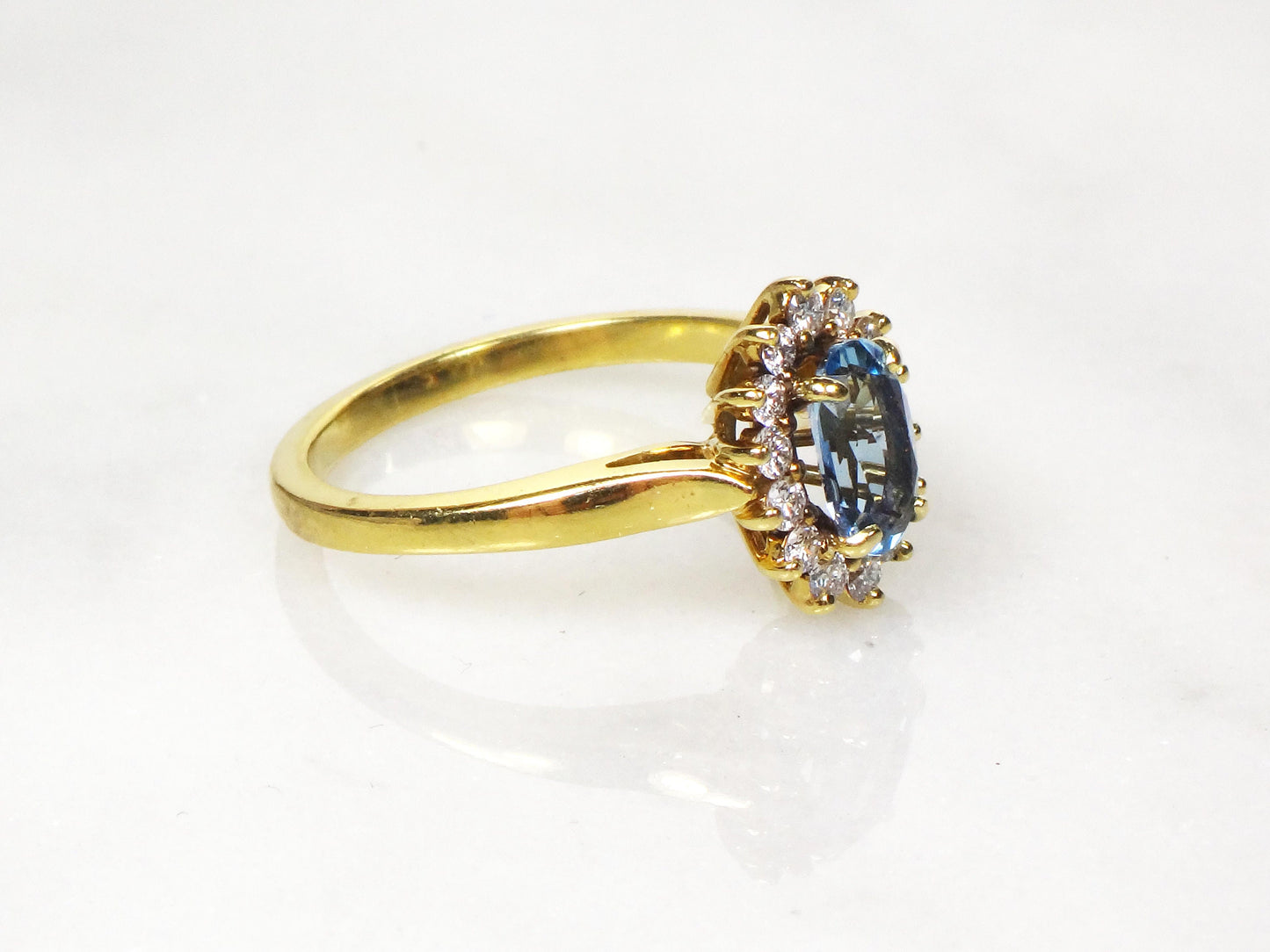 Vintage 18k Yellow Gold Aquamarine Diamond Halo Ring - Size 6
