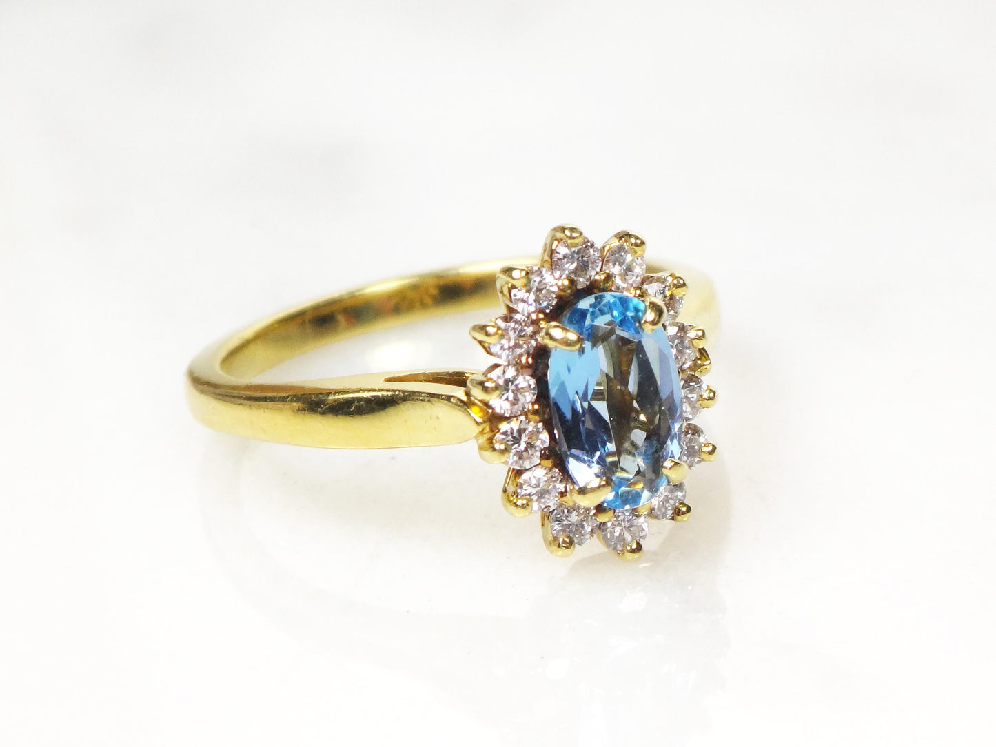 Vintage 18k Yellow Gold Aquamarine Diamond Halo Ring - Size 6