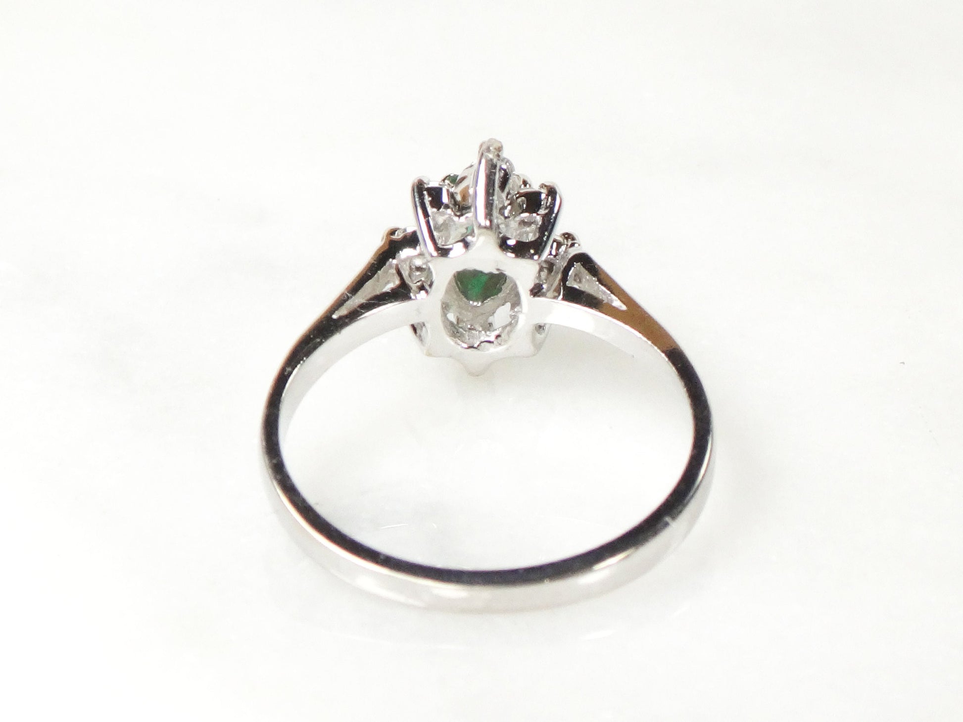 Vintage 14k White Gold Natural Emerald and Diamond Halo Ring May Birthstone Size 5.75