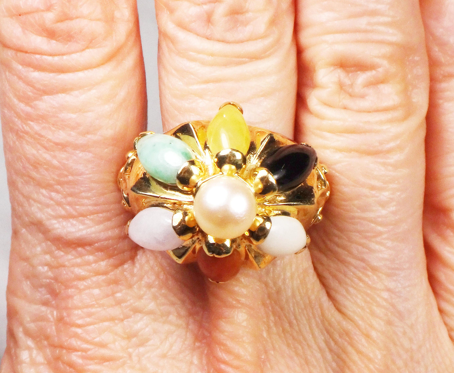 Vintage 14k Yellow Gold Cultured Pearl Onyx & Jade Dome Ring, Size 7.5