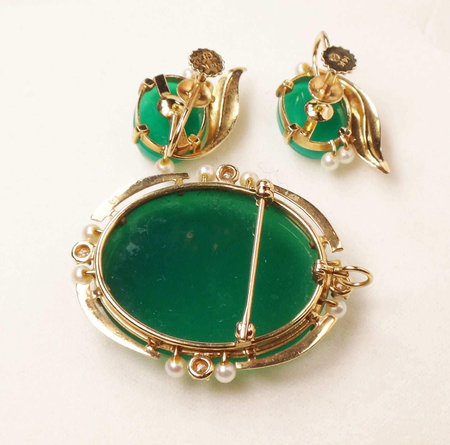 Vintage 14k Gold Green Hardstone Cameo Pendant and Cameo Earrings Set Renaissance Revival Cameo with Cultured Pearls and Diamonds