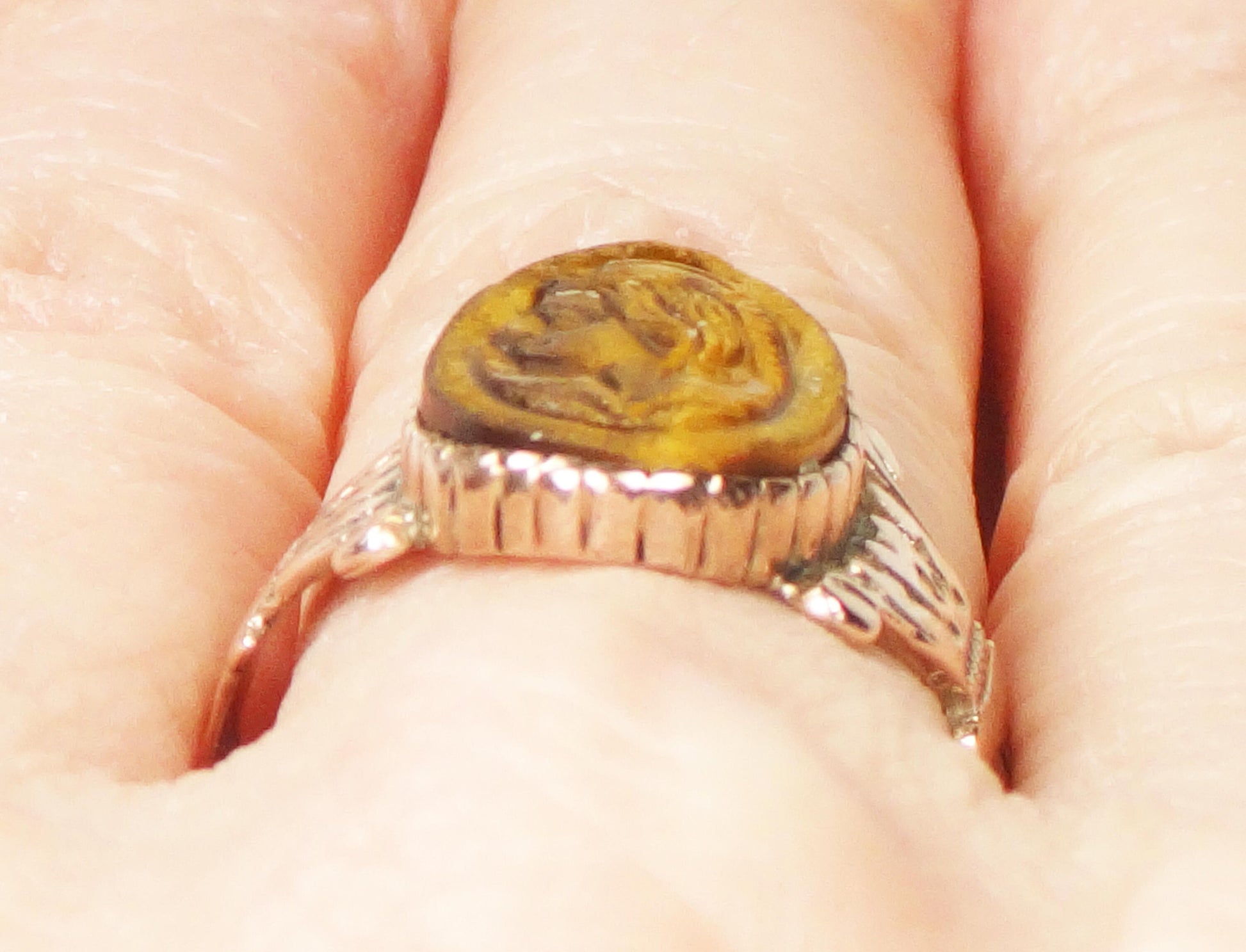 Antique 14k Gold Intaglio Ring: Carved Tiger Eye Victorian Jewelry 1880's