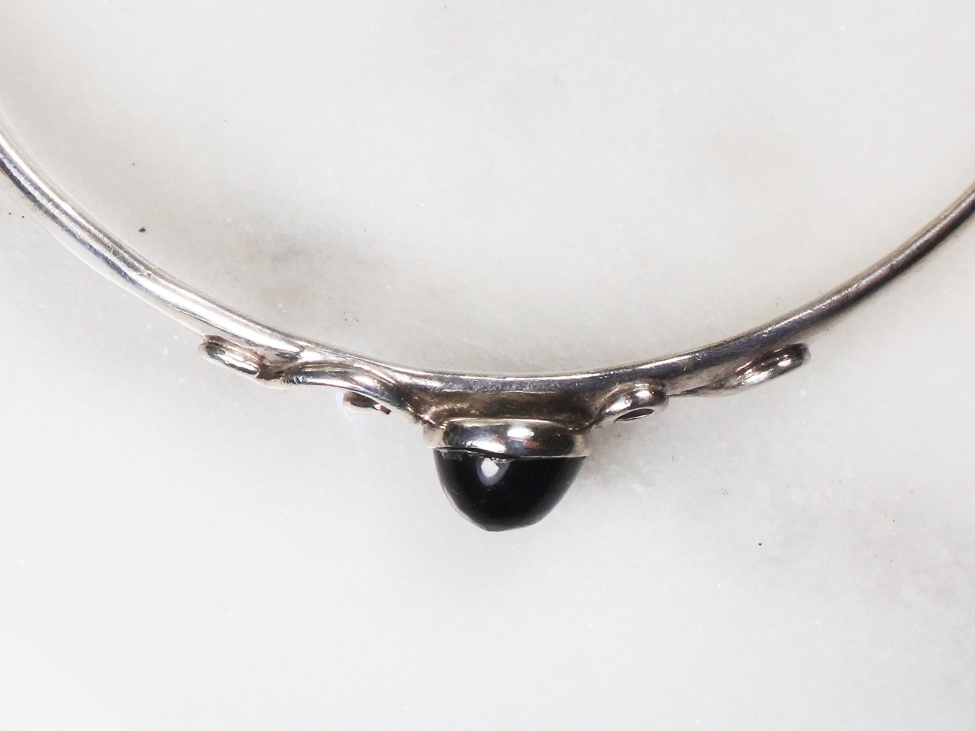 Vintage Sterling Silver Bangle Bracelet: Black Glass Stone, Mexico