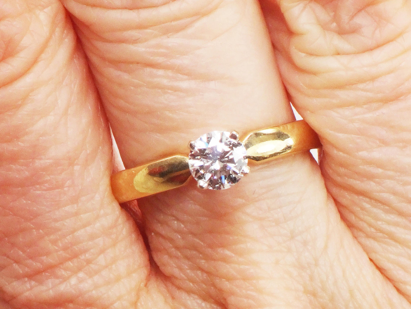 Vintage 14k Yellow Gold Round Natural Diamond Solitaire Engagement Ring High Quality Diamond
