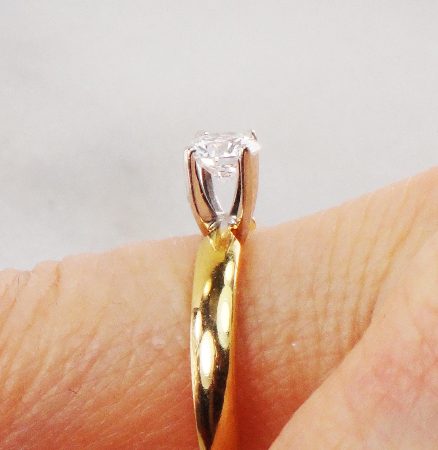 Vintage 14k Yellow Gold Round Natural Diamond Solitaire Engagement Ring High Quality Diamond