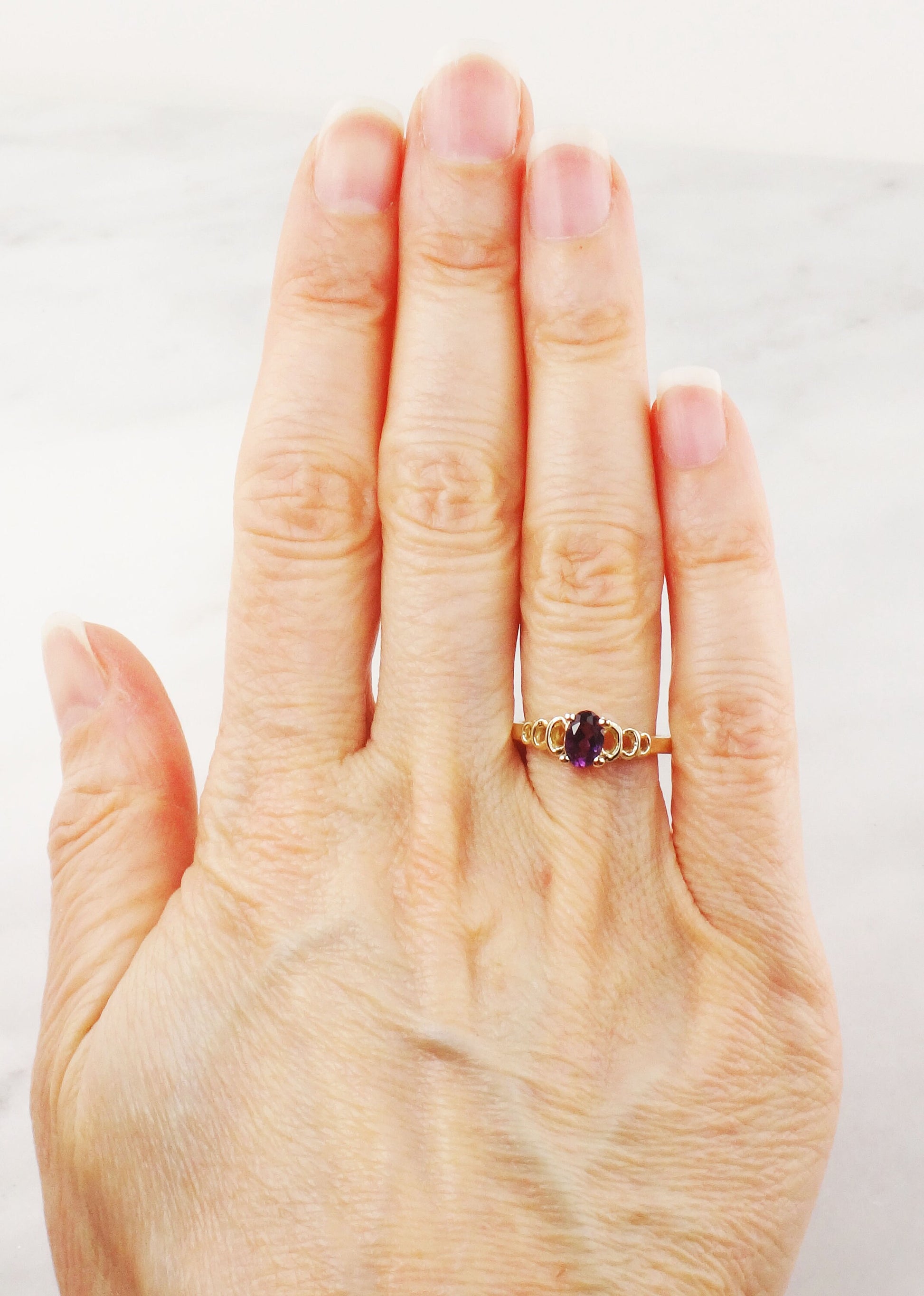Vintage 14k Yellow Gold Natural Amethyst Ring, Purple February Birthstone Ring, Size 5 1/4