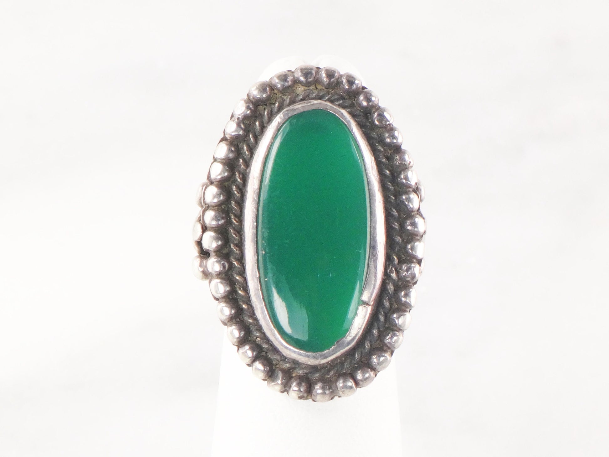 Vintage Sterling Silver Green Glass Ring - Size 5 1/2