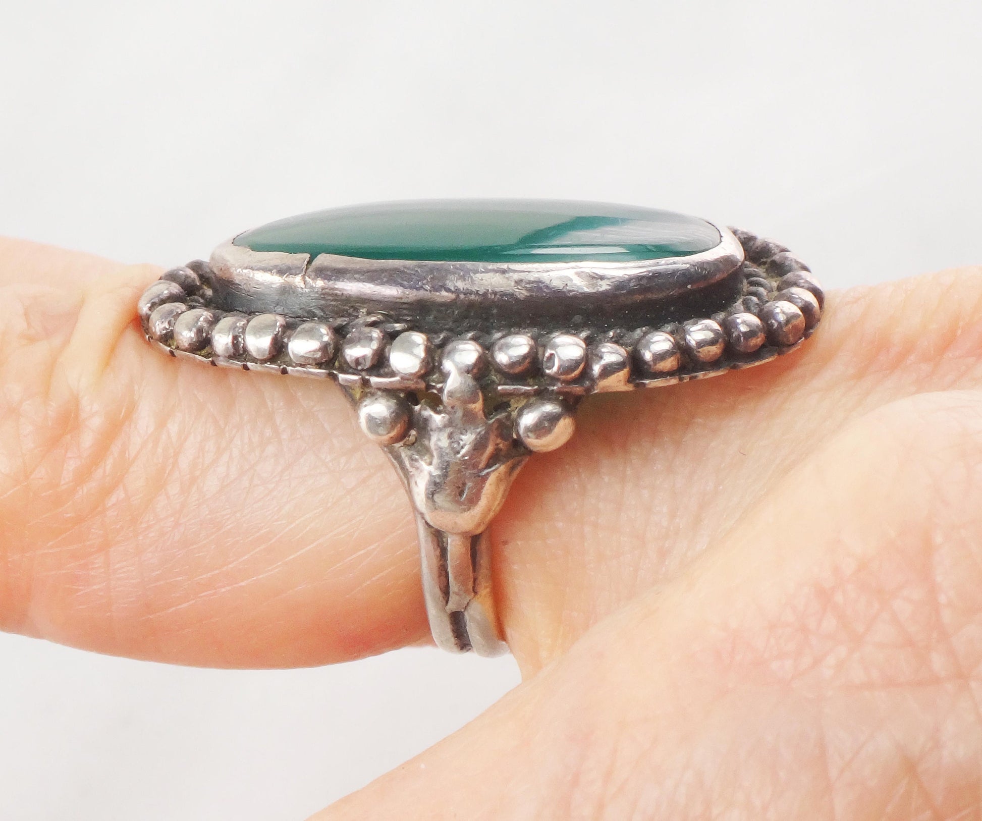 Vintage Sterling Silver Green Glass Ring - Size 5 1/2