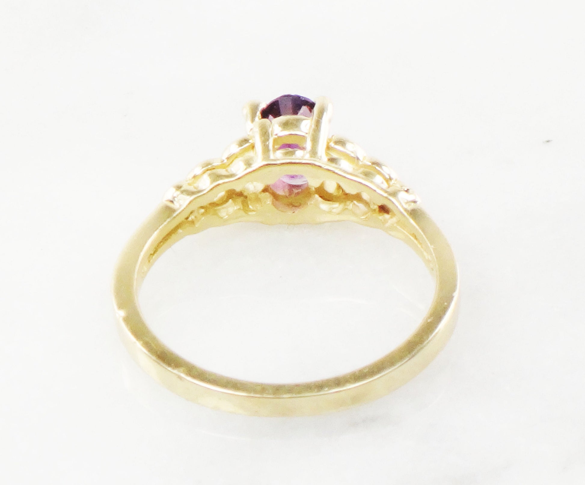 Vintage 14k Yellow Gold Natural Amethyst Ring, Purple February Birthstone Ring, Size 5 1/4