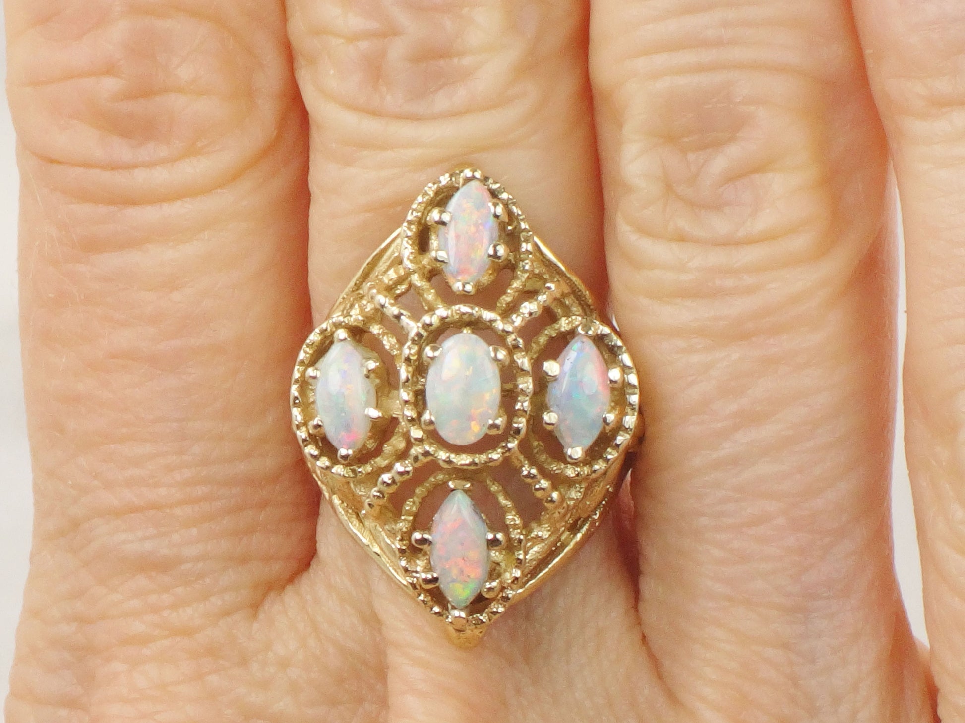 Vintage 14k Yellow Gold Natural Opal Cluster Ring October Birthstone Size 6