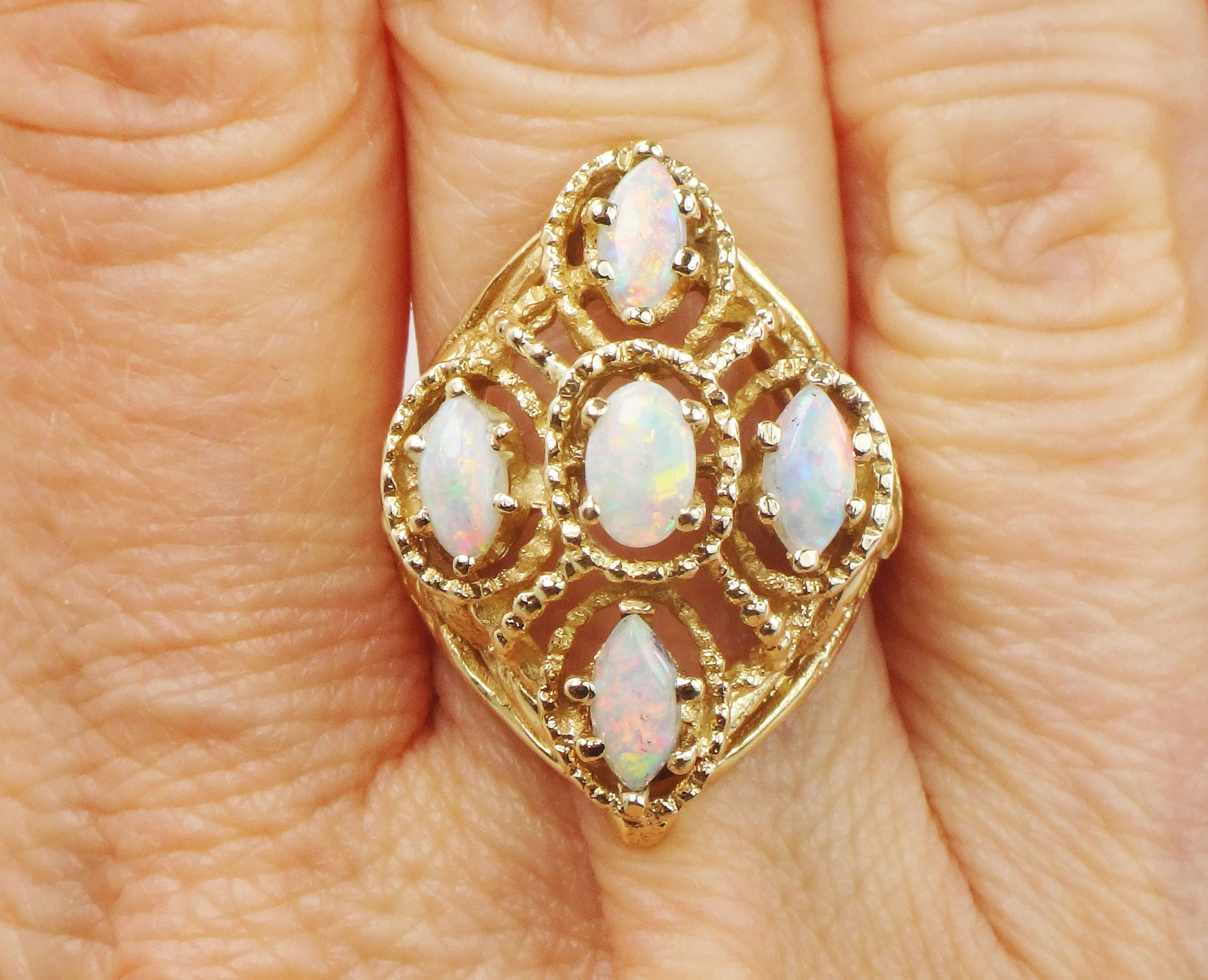 Vintage 14k Yellow Gold Natural Opal Cluster Ring October Birthstone Size 6