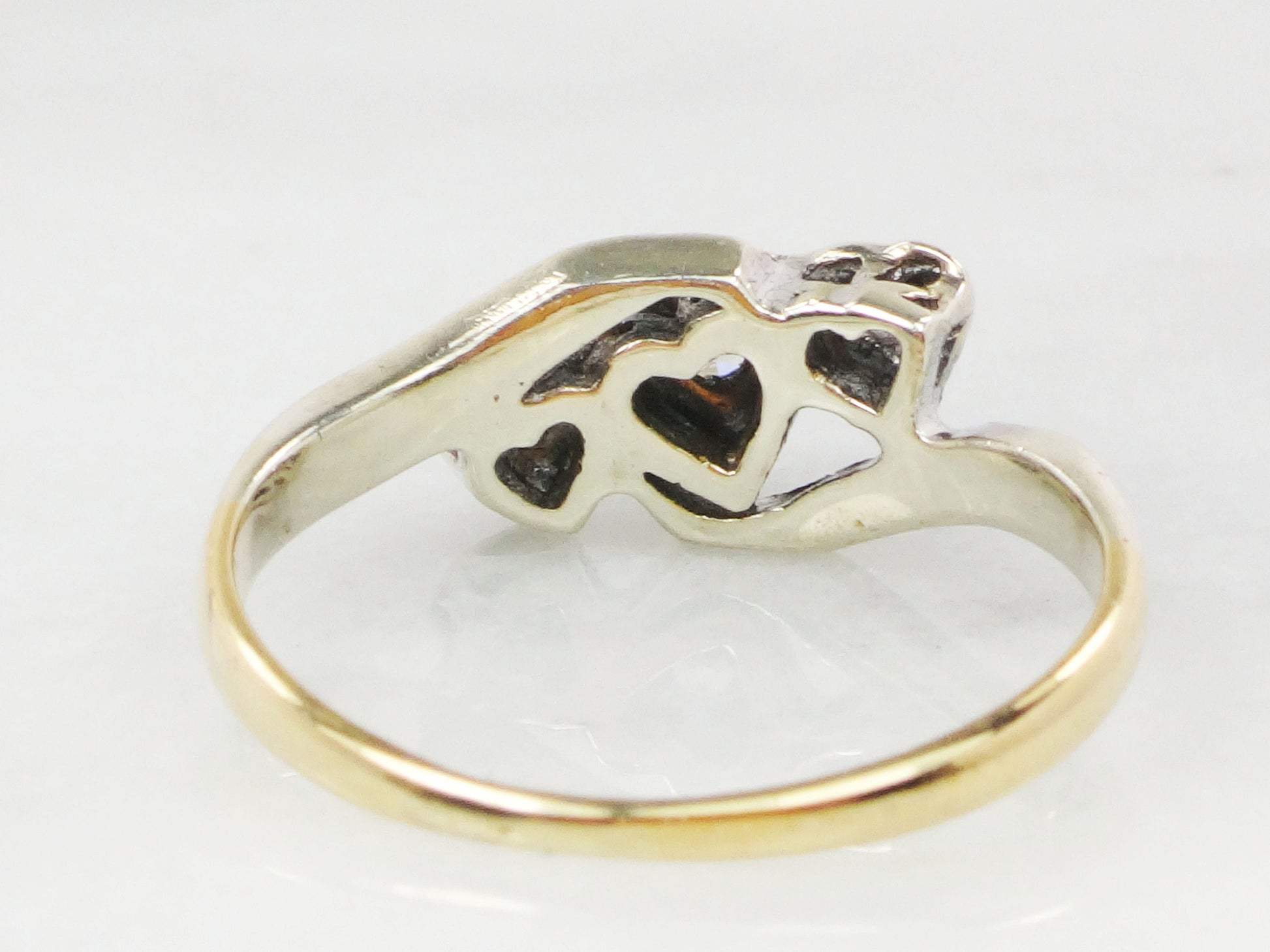 Vintage 18k Diamond Art Deco Ring: Triple Heart Promise Ring, Size 5.5