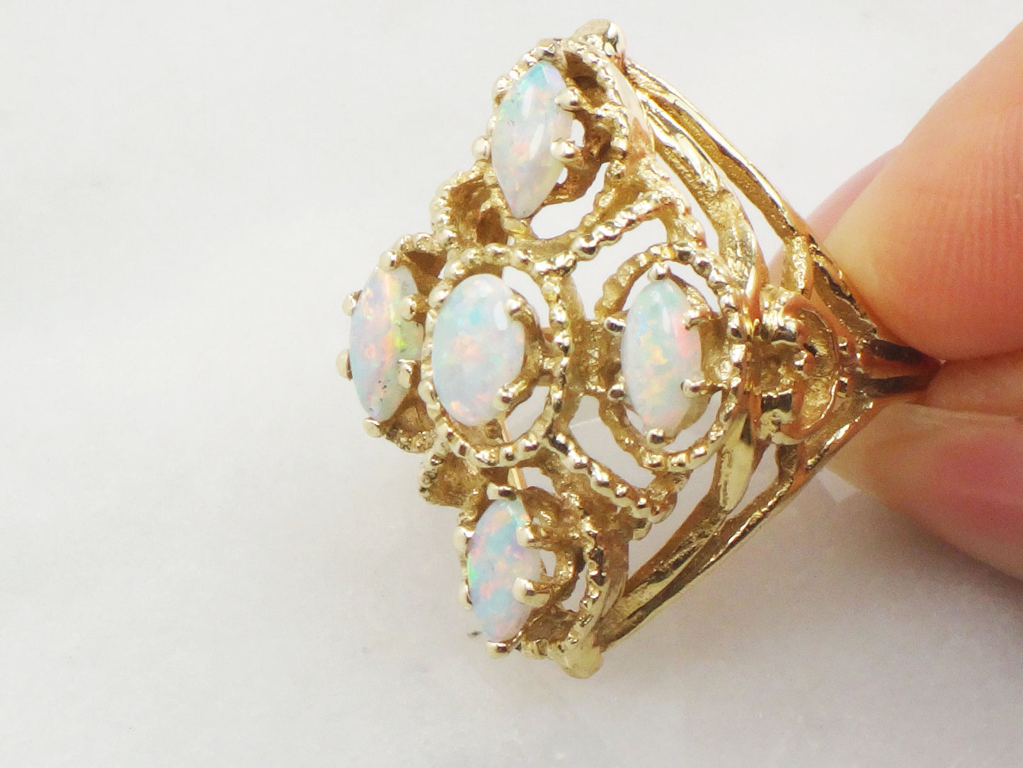 Vintage 14k Yellow Gold Natural Opal Cluster Ring October Birthstone Size 6