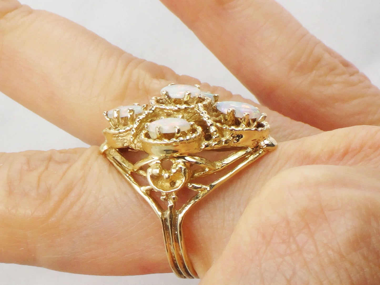 Vintage 14k Yellow Gold Natural Opal Cluster Ring October Birthstone Size 6