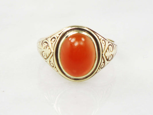 Vintage Art Deco 14k Yellow Gold Carnelian Ring with Engraved Sides - Size 5.25