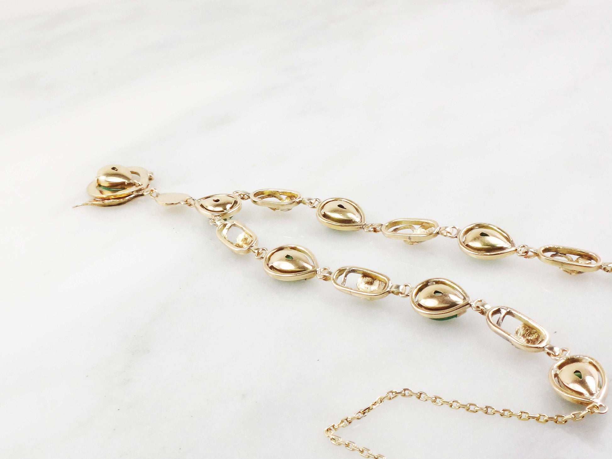 Vintage 14k Gold Chrysoprase Necklace: Shamrock Clover Floral Drop, 1930s