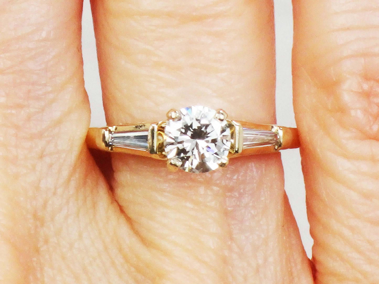 Vintage 18k Yellow Gold Natural Diamond Engagement Ring 1/2 CT Round Brilliant Diamond and Baguettes