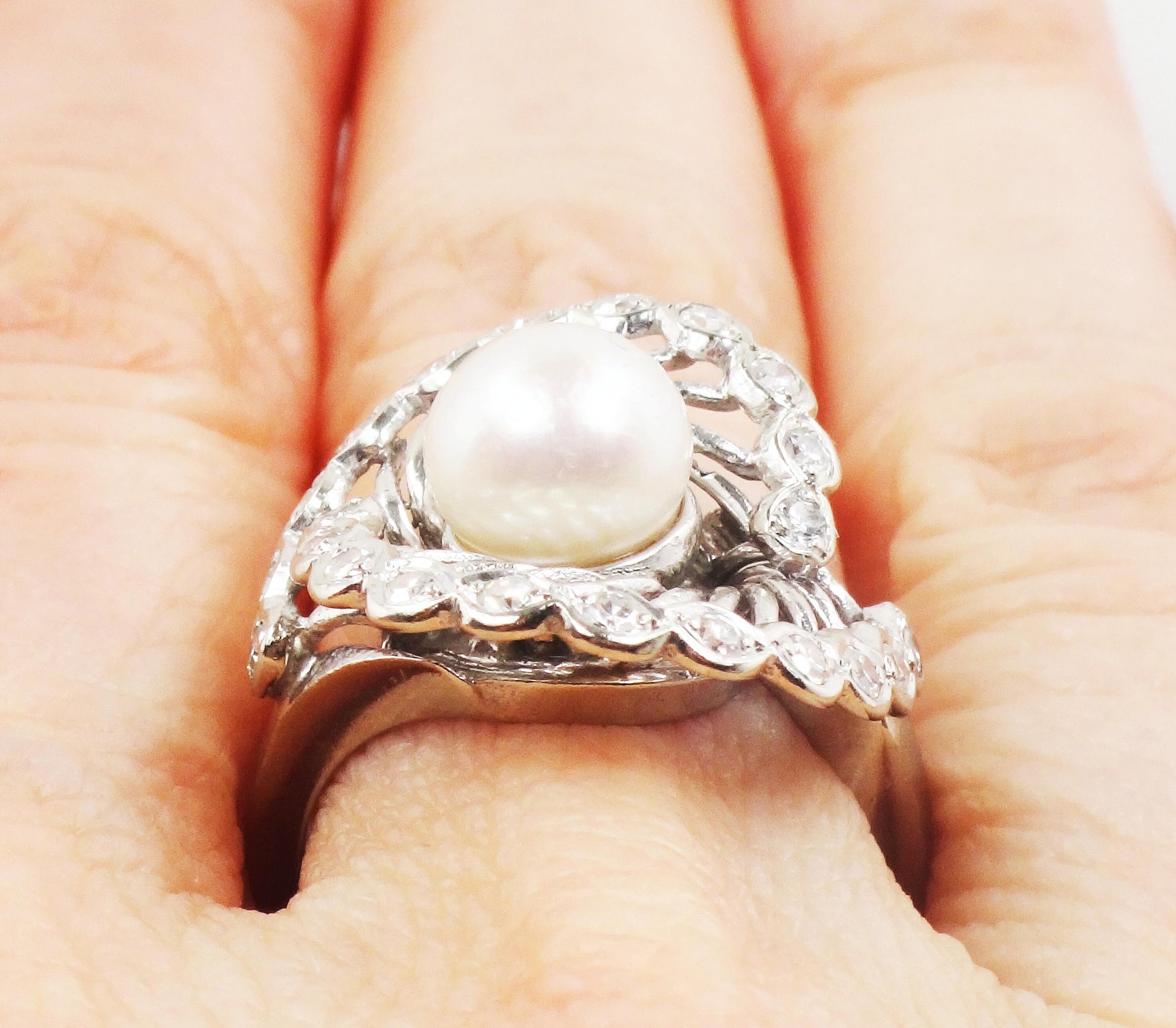 Vintage Saltwater Pearl Diamond Ring: 14k White Gold, Size 5.75, 7.5 MM