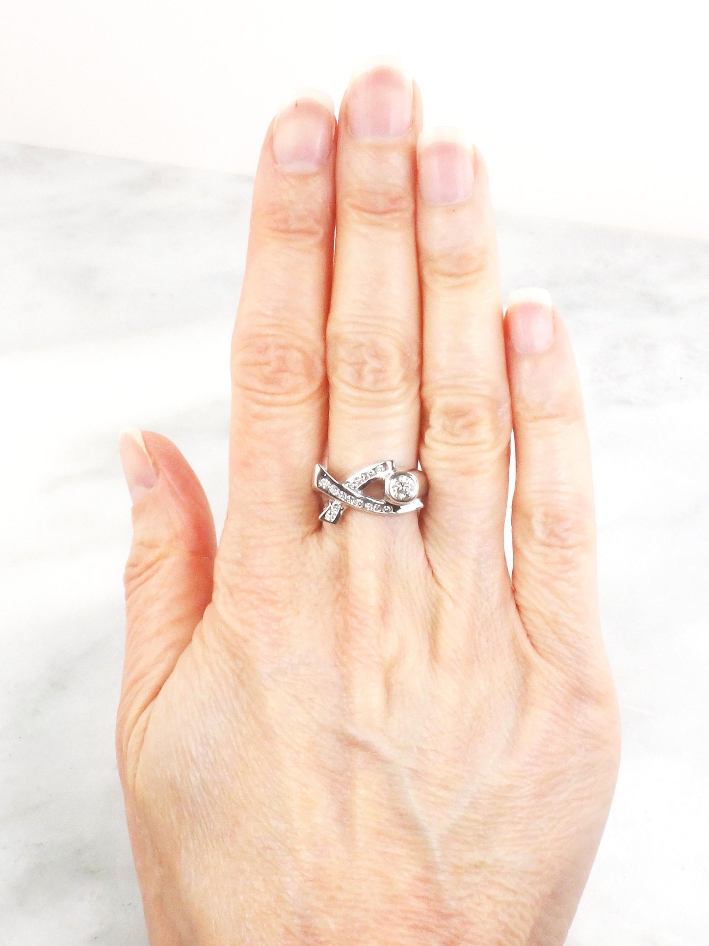 Vintage 14k White Gold Diamond XO Ring - Size 6