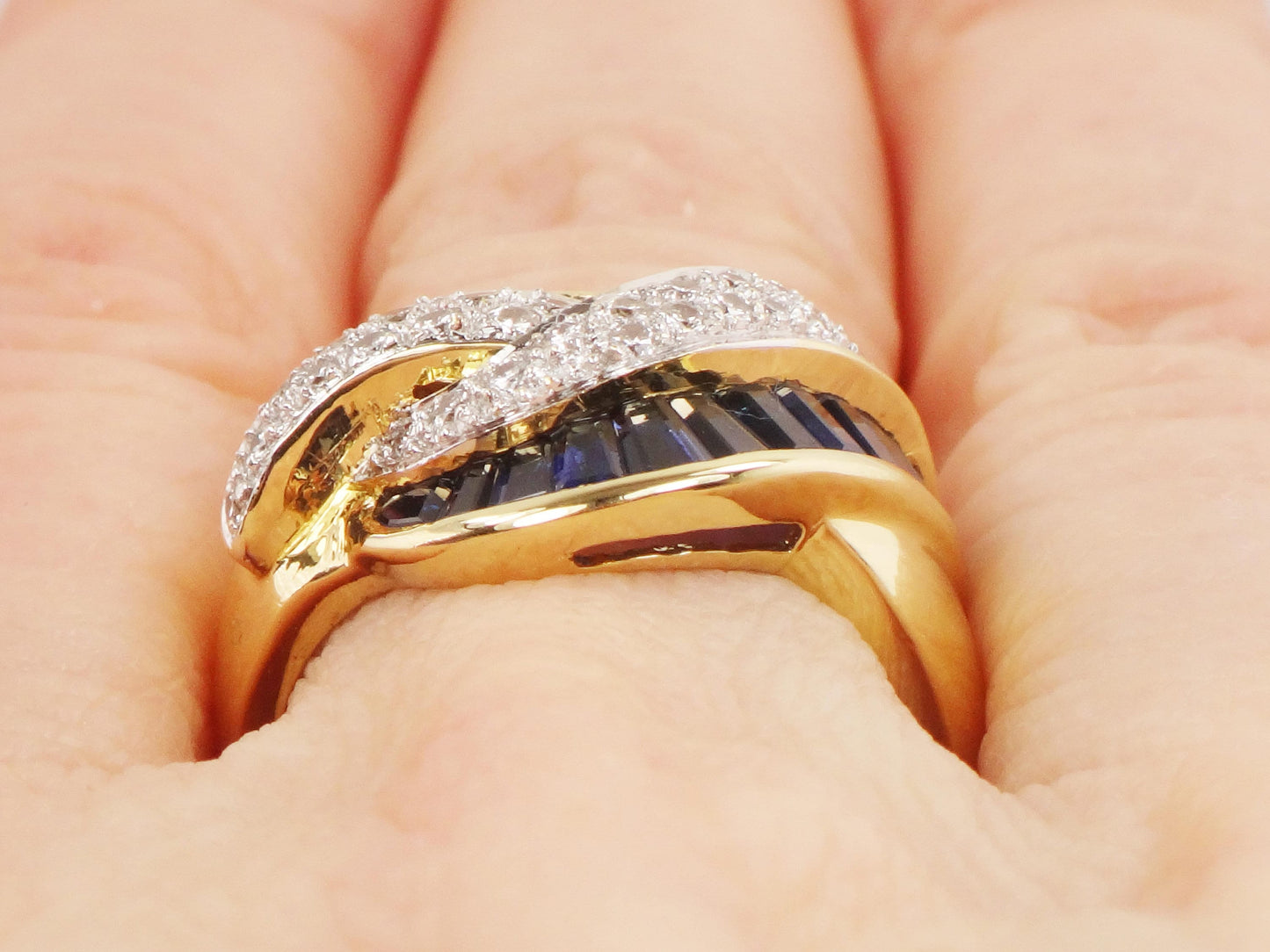 Vintage LeVian 18k Gold Sapphire Diamond Ring - Size 6.5